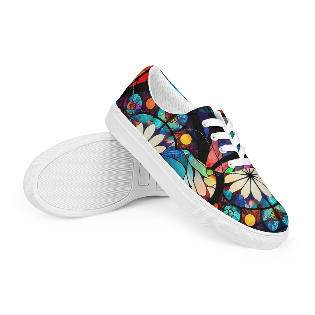 Women’s lace-up canvas shoes